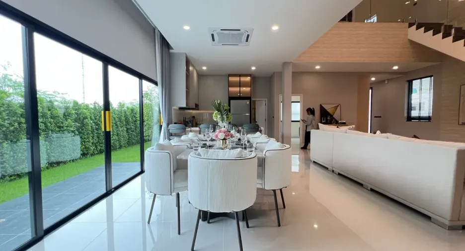 For rent 5 bedrooms house in Huay Yai, Pattaya