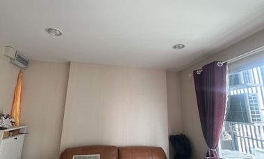For rent 2 bedrooms condo in Yan Nawa, Bangkok