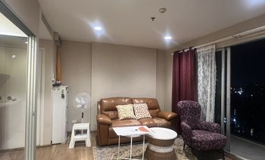 Wohnung zur Miete mit 2 Zimmer in Yan Nawa, Bangkok