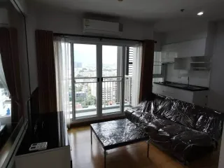 For rent 1 bed condo in Thon Buri, Bangkok