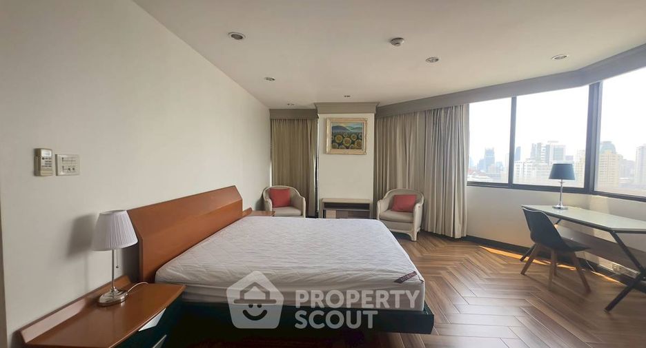 For sale 2 ベッドルーム condo in Khlong Toei, Bangkok