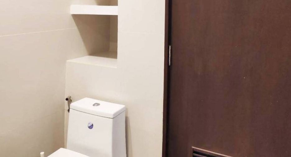 Wohnung zur Miete mit 1 Zimmer in Pathum Wan, Bangkok