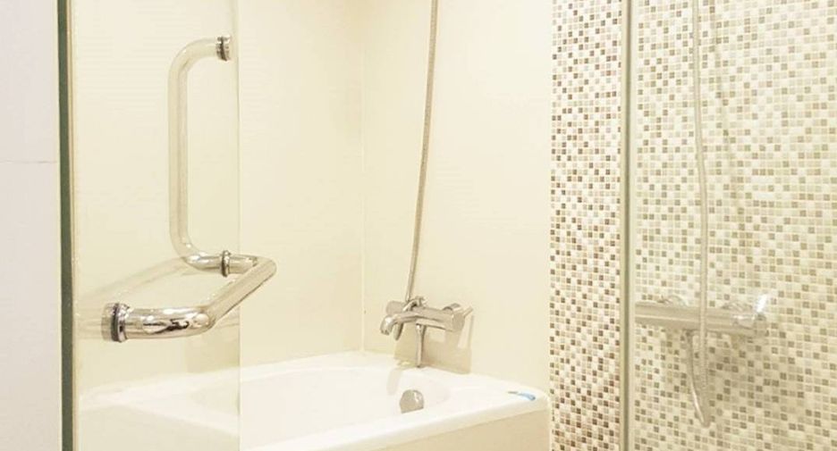 Wohnung zur Miete mit 1 Zimmer in Pathum Wan, Bangkok