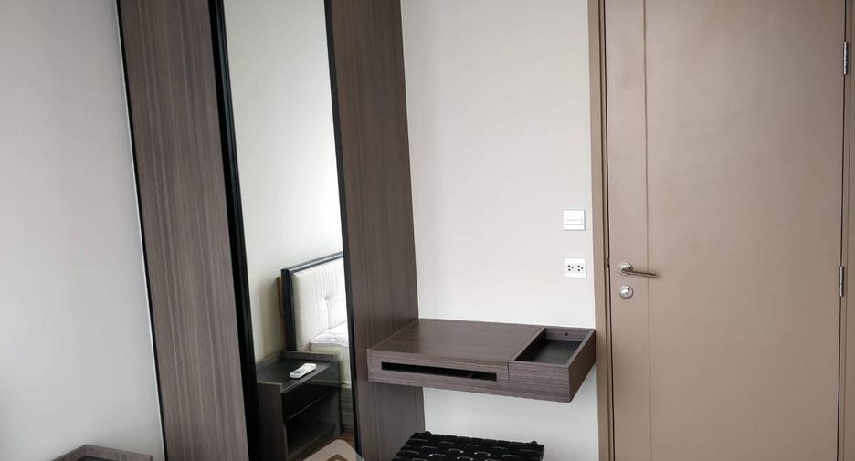 Condo en alquiler de 2 habitaciones en Khlong Toei, Bangkok
