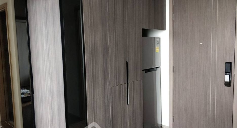 Condo en alquiler de 2 habitaciones en Khlong Toei, Bangkok