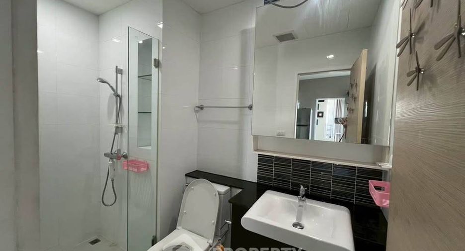 For rent 2 bedrooms condo in Bang Na, Bangkok