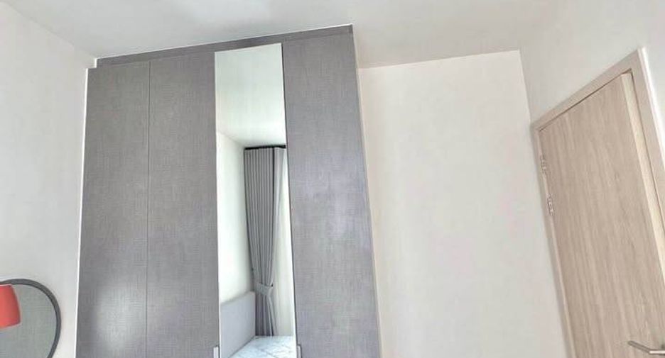 Condo en alquiler de 2 habitaciones en Huai Khwang, Bangkok