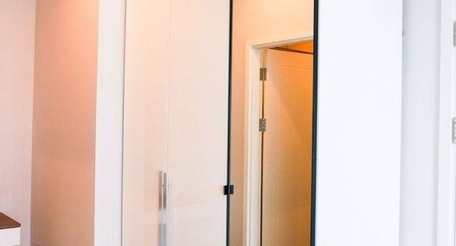 For rent 1 bed condo in Khlong San, Bangkok