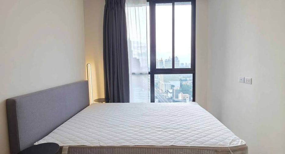 À louer 1 chambre condo à Huai Khwang, Bangkok