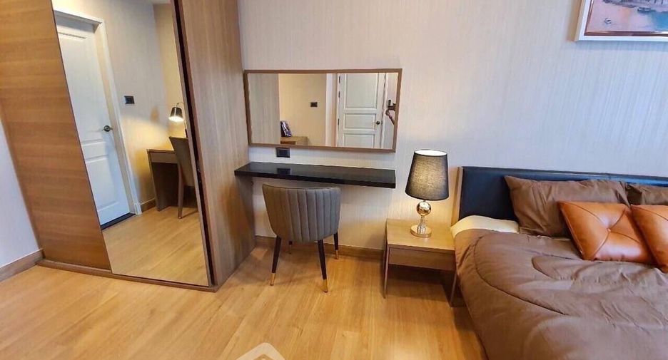 À louer 1 chambre condo à Huai Khwang, Bangkok