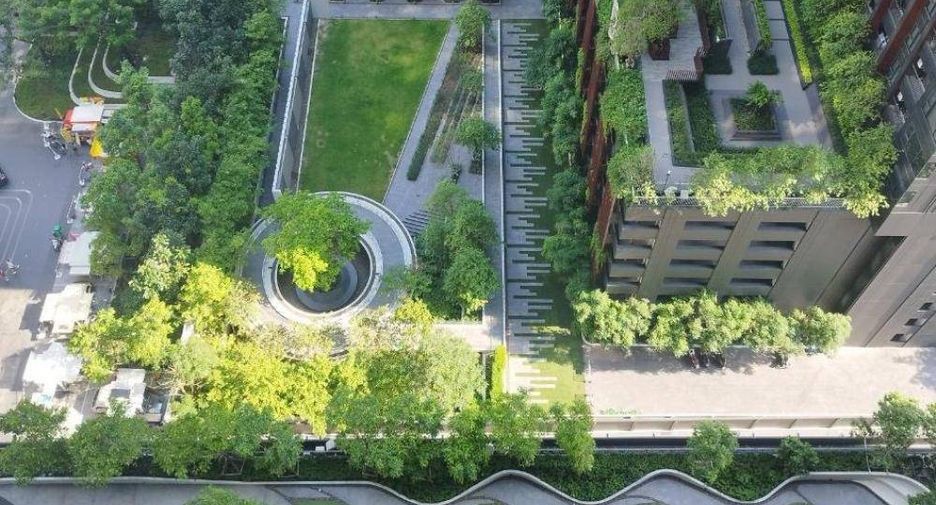 Condo en alquiler de 1 habitaciones en Huai Khwang, Bangkok