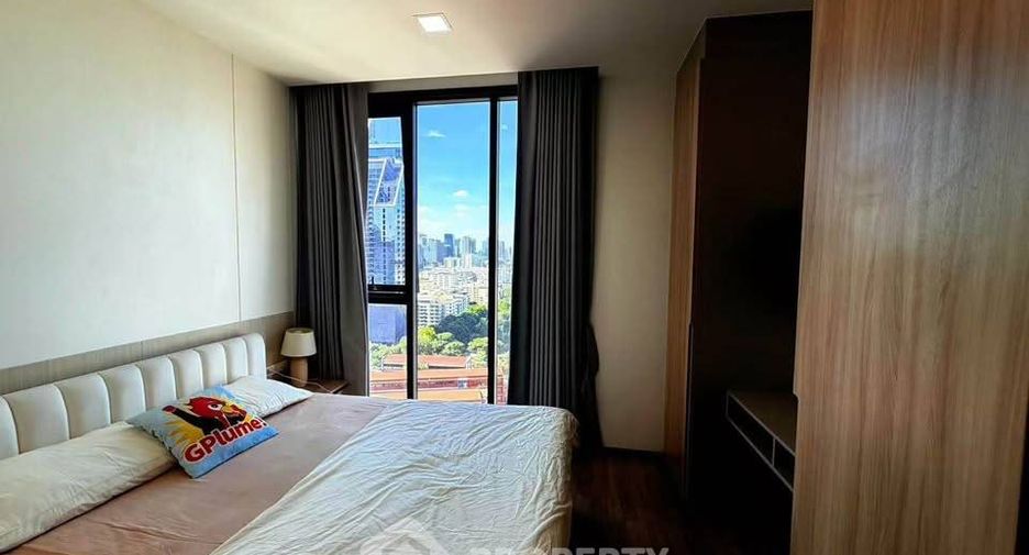 For rent 3 bedrooms condo in Ratchathewi, Bangkok