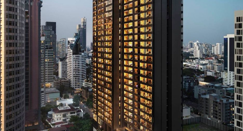 For rent 3 ベッドルーム apartment in Khlong Toei, Bangkok