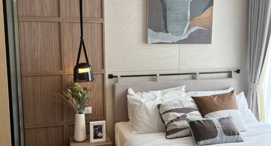For rent 2 bedrooms condo in Watthana, Bangkok