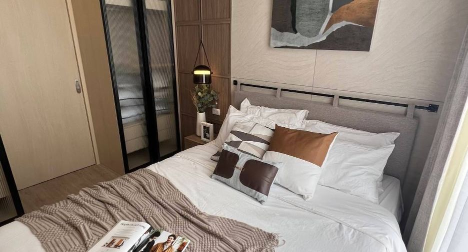 For rent 2 bedrooms condo in Watthana, Bangkok