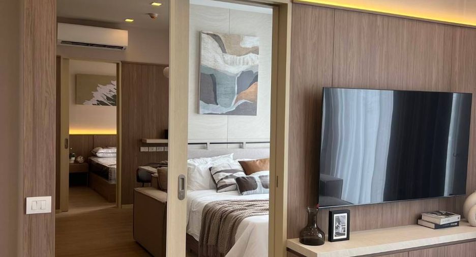 For rent 2 bedrooms condo in Watthana, Bangkok