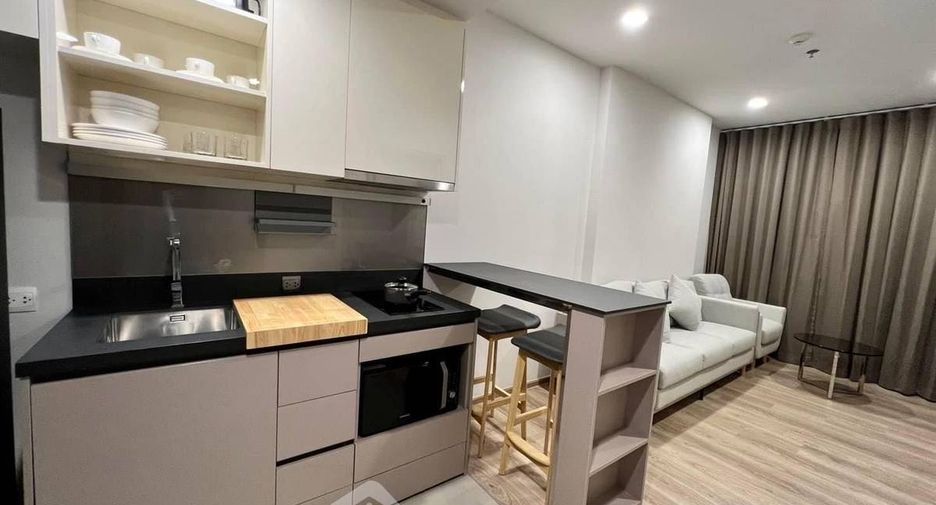Condo en alquiler de 1 habitaciones en Khlong Toei, Bangkok