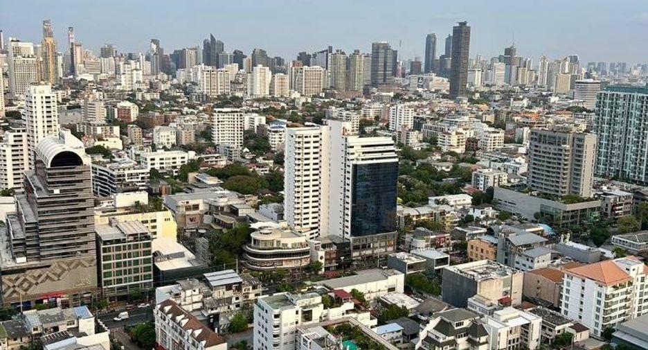 For rent 1 bed condo in Watthana, Bangkok