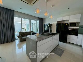 出租 5 卧室 别墅 在 Bang Lamung, Chon Buri