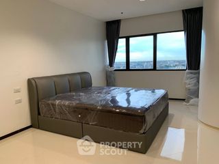 For rent 2 bedrooms condo in Bang Na, Bangkok