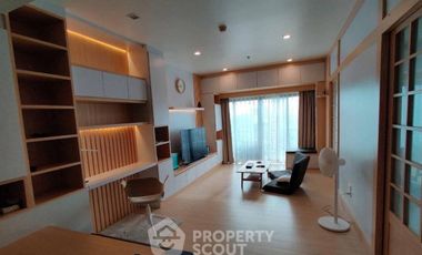 For rent 2 bedrooms condo in Ratchathewi, Bangkok