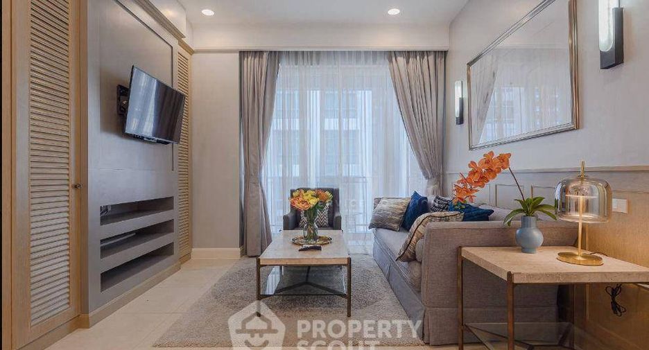 For rent 2 bedrooms condo in Pathum Wan, Bangkok