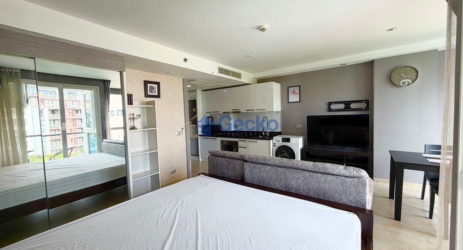 Wohnung zur Miete mit 1 Zimmer in Bang Lamung, Chonburi