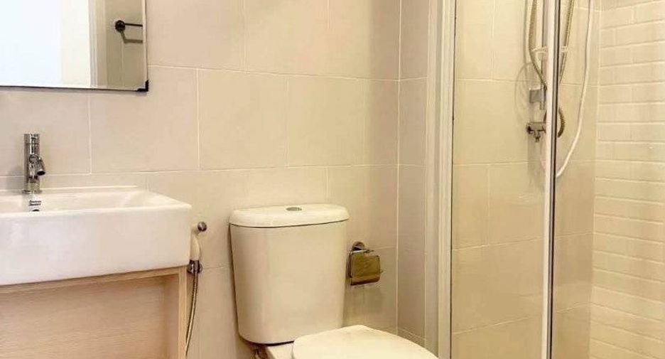For rent 1 bed condo in Wang Thonglang, Bangkok