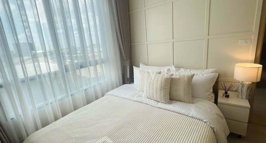 For rent 2 bedrooms condo in Bangkok Noi, Bangkok