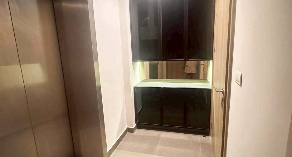 For rent 1 bed condo in Pathum Wan, Bangkok