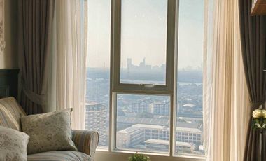For rent 2 bedrooms condo in Bang Na, Bangkok