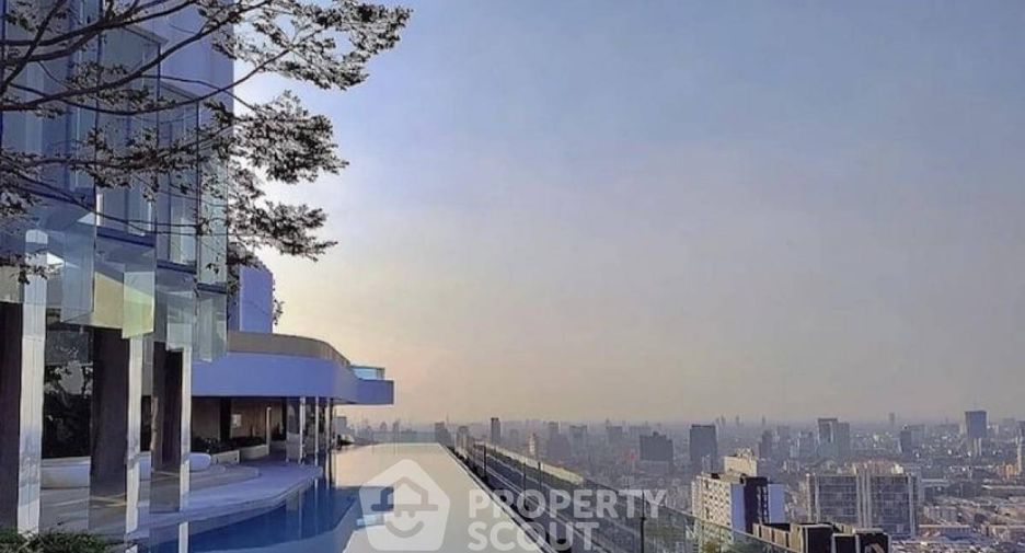 Condo en alquiler de 2 habitaciones en Huai Khwang, Bangkok