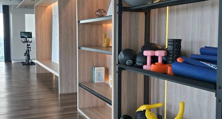 For rent 1 bed condo in Phaya Thai, Bangkok