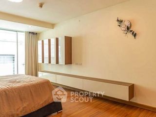 For rent 3 bedrooms condo in Phaya Thai, Bangkok