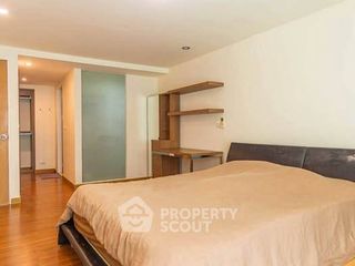 For rent 3 bedrooms condo in Phaya Thai, Bangkok