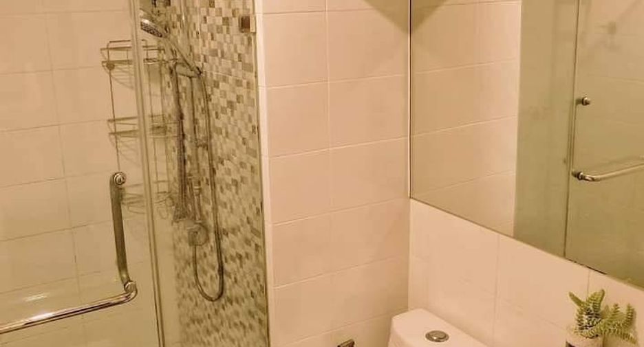 For rent 2 bedrooms condo in Bang Na, Bangkok