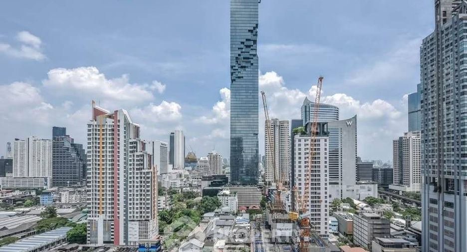 For rent 2 bedrooms condo in Sathon, Bangkok
