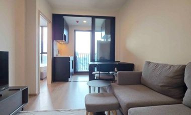 À louer 1 chambre condo à Huai Khwang, Bangkok
