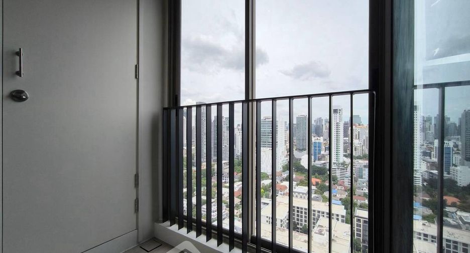 For rent 1 bed condo in Watthana, Bangkok