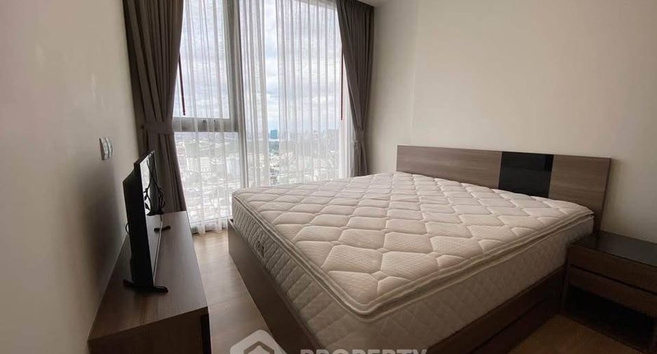 For rent 2 bedrooms condo in Phaya Thai, Bangkok