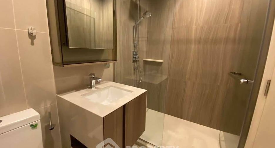 For rent 2 bedrooms condo in Phaya Thai, Bangkok