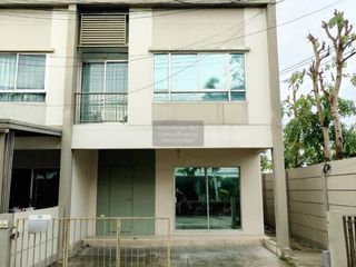 For sale 4 bedrooms townhouse in Sai Mai, Bangkok