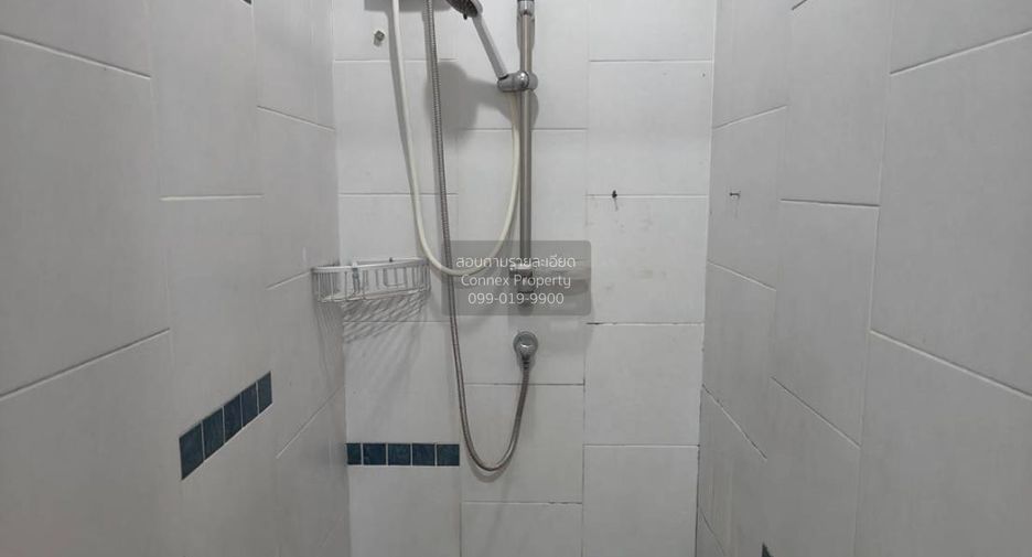 For sale 4 bedrooms townhouse in Sai Mai, Bangkok