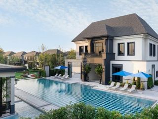 For sale 4 bedrooms house in Mueang Nonthaburi, Nonthaburi