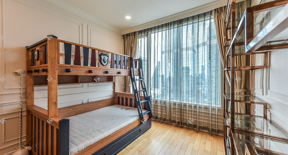 For sale 2 bedrooms condo in Sathon, Bangkok