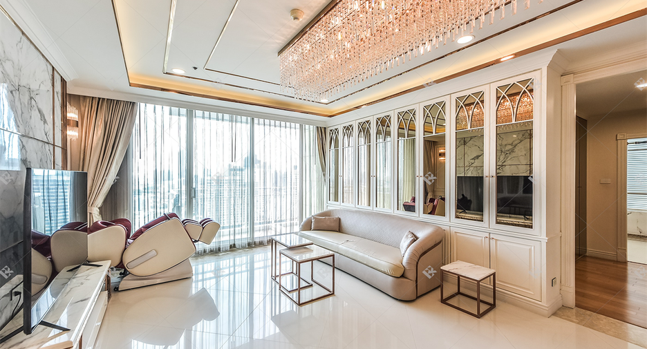 For sale 2 bedrooms condo in Sathon, Bangkok