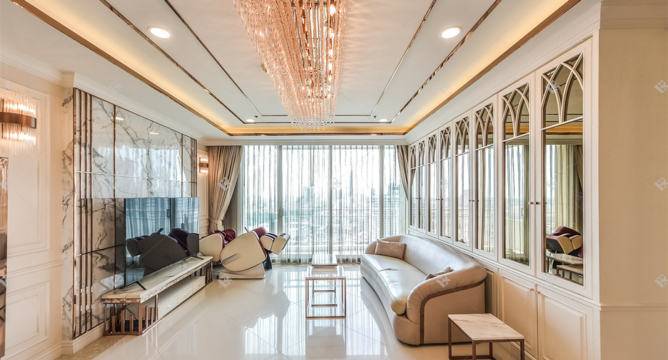 For sale 2 bedrooms condo in Sathon, Bangkok