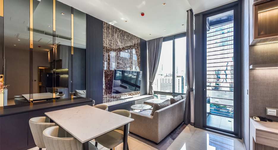 For rent 2 bedrooms condo in Bang Rak, Bangkok