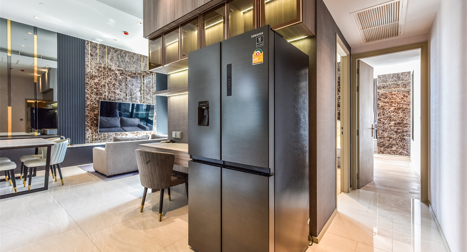 For rent 2 bedrooms condo in Bang Rak, Bangkok