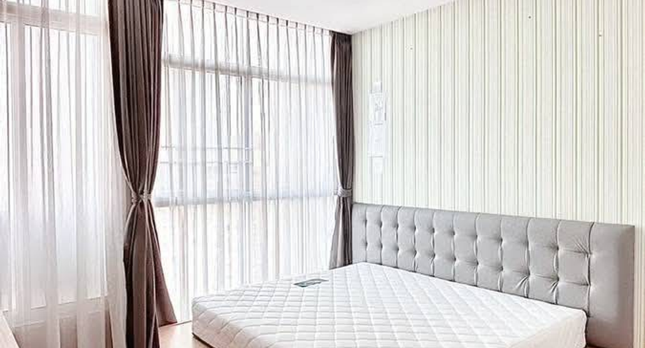 For rent 2 bedrooms condo in Bang Na, Bangkok